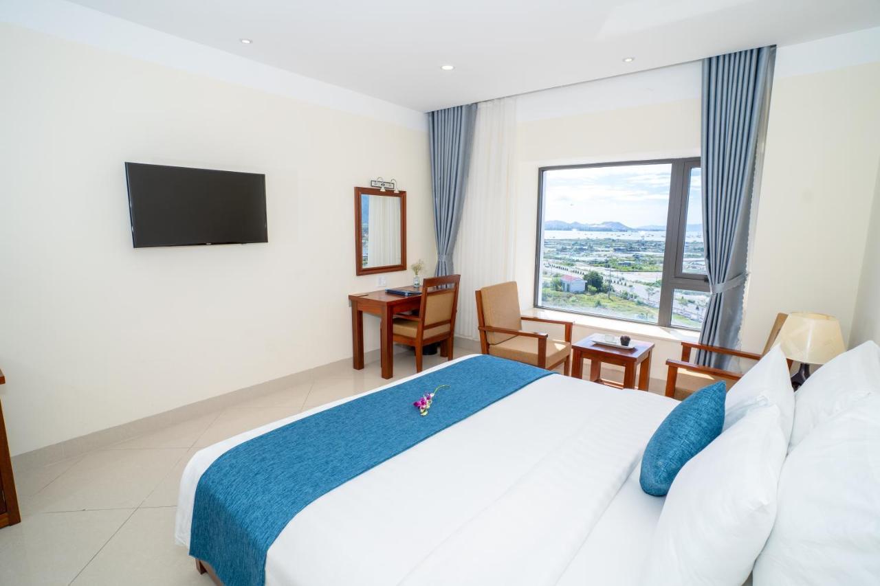 Navy Hotel Cam Ranh Exterior photo